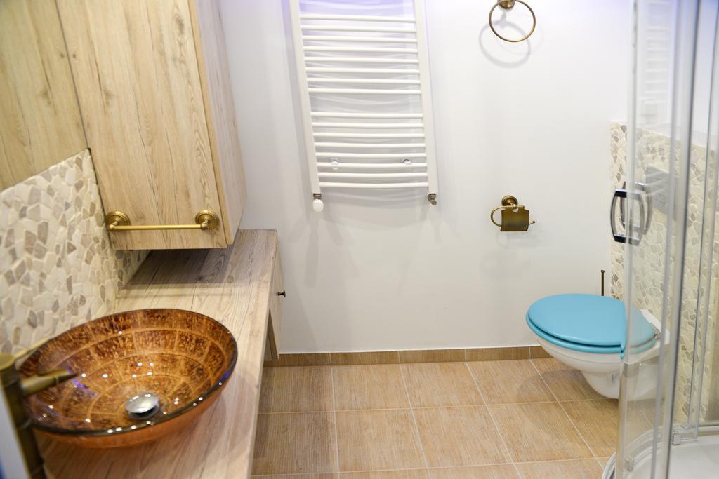 In The Attic Unikatowe Apartmenty By Stayly Στσέτσιν Εξωτερικό φωτογραφία