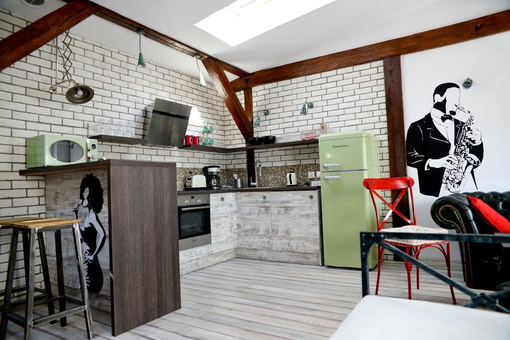 In The Attic Unikatowe Apartmenty By Stayly Στσέτσιν Εξωτερικό φωτογραφία